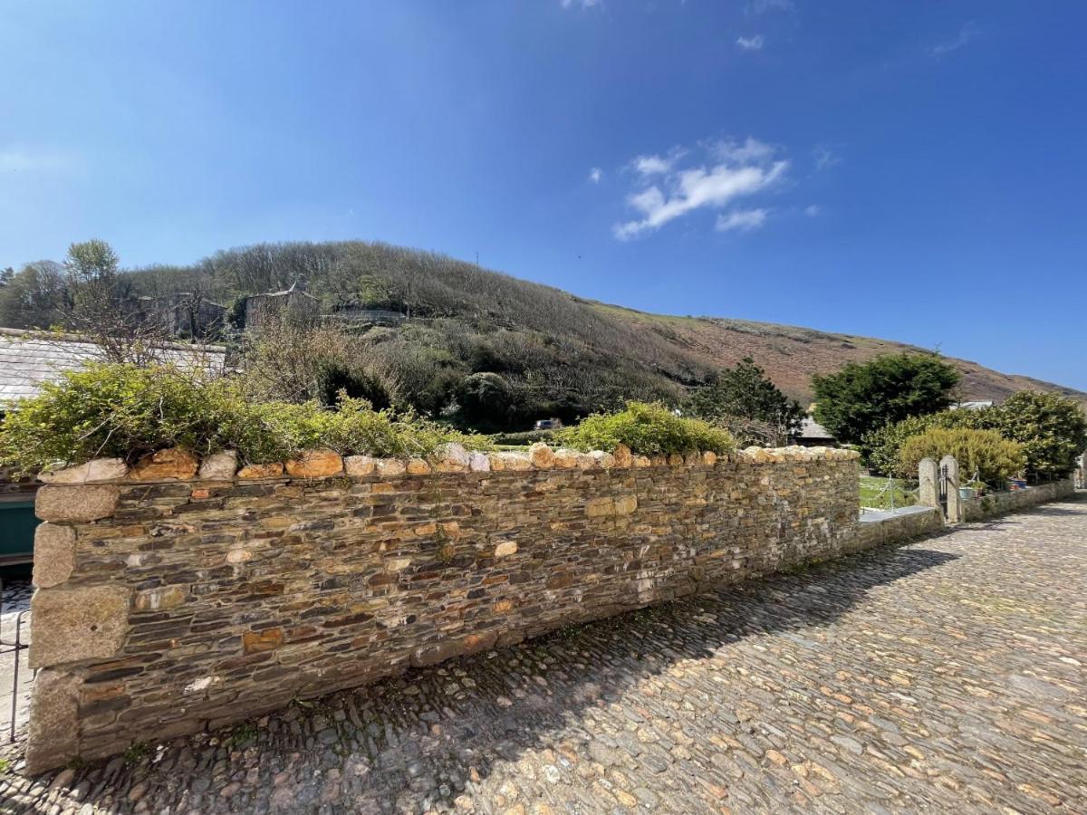 The Brewhouse Boscastle Harbour Villa Exteriör bild